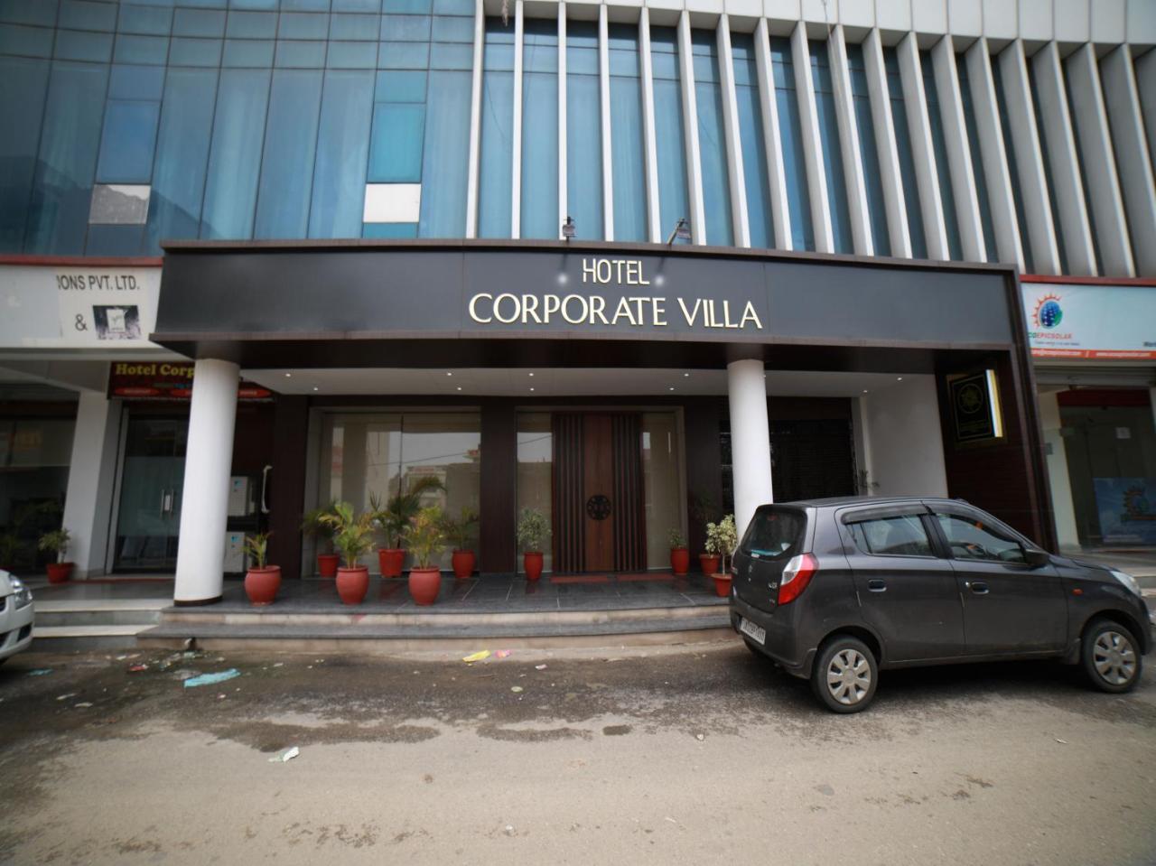Oyo 15561 Corporate Villa Jammu Exterior foto